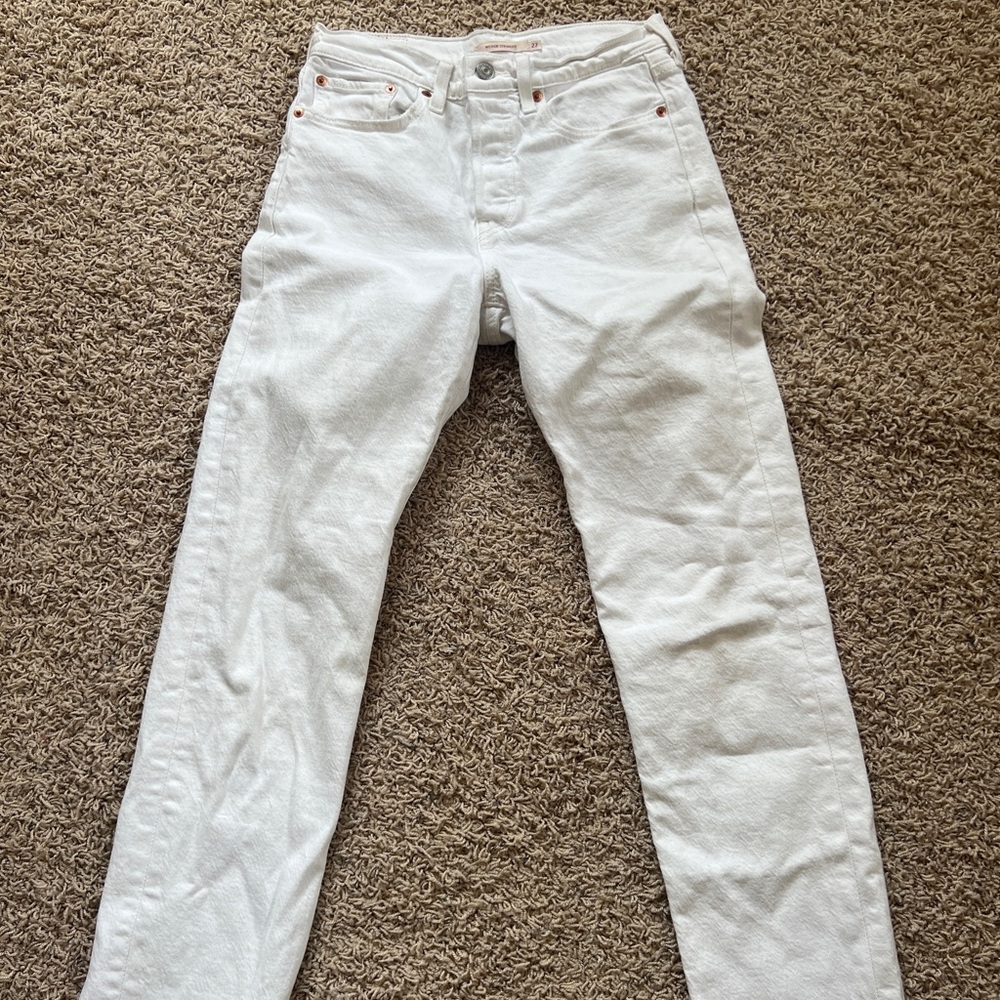 Levi’s Wedgie Straight Jeans in Size 27